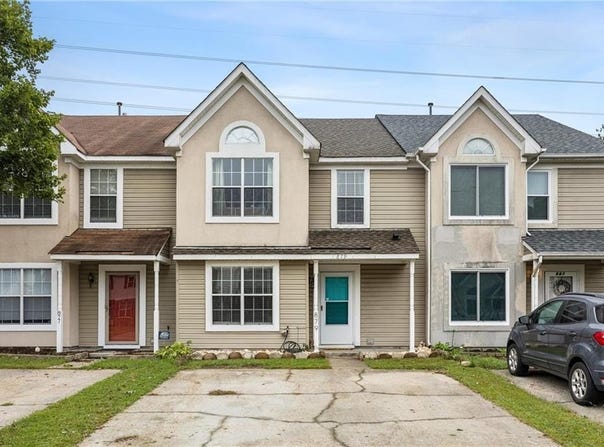 879 Old Clubhouse Road, Virginia Beach, VA 23453