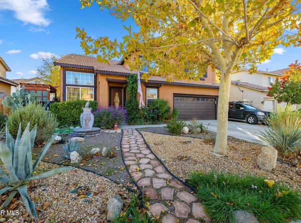 3734 E Las Palmas Avenue, Palmdale, CA 93550