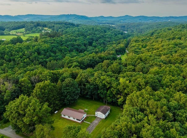133 POWDER HOUSE ROAD, CRAIGSVILLE, WV 26205