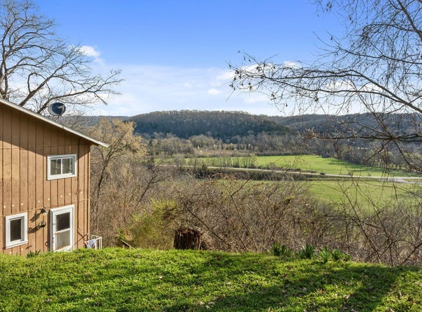 300 Summit Lane, Noel, MO 64854