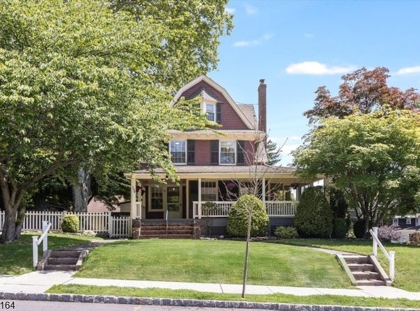 5 Colonial Ter, Nutley Twp., NJ 07110-1622