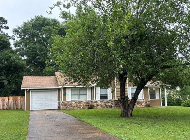 159 Crystal, Ozark, AL 36360