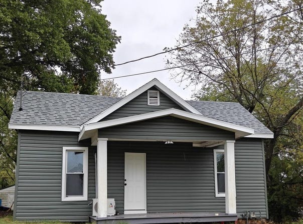 411 E Walnut Street, El Dorado Springs, MO 64744