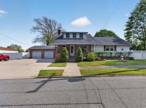 1096 Joyce Street, New Bedford, MA 02745
