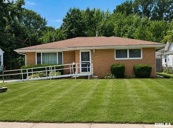 2607 S LINCOLN Avenue, Springfield, IL 62704