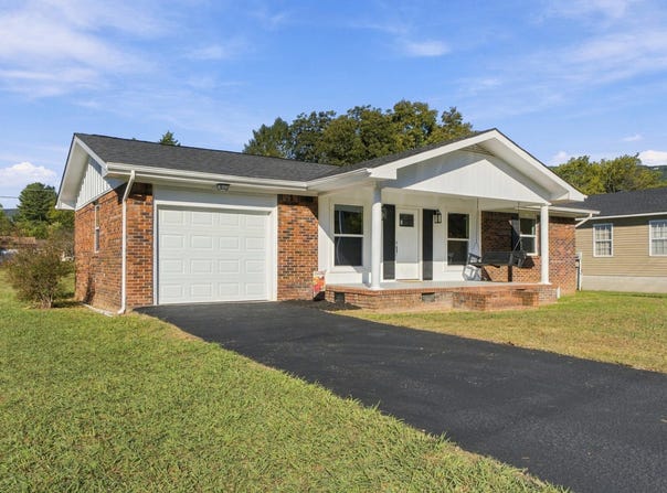 1101 Betsy Pack Drive, Jasper, TN 37347