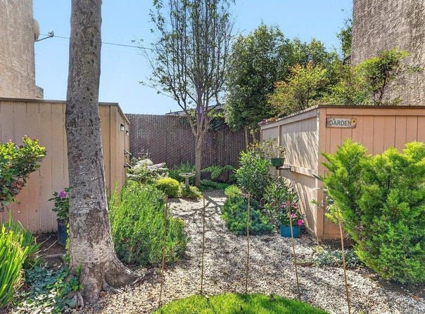 2426 N Main ST B, SALINAS, CA 93906