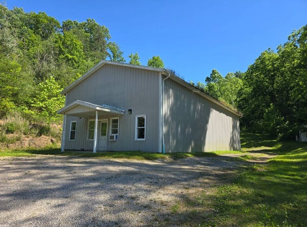 Route 16, Ellenboro, WV 26346