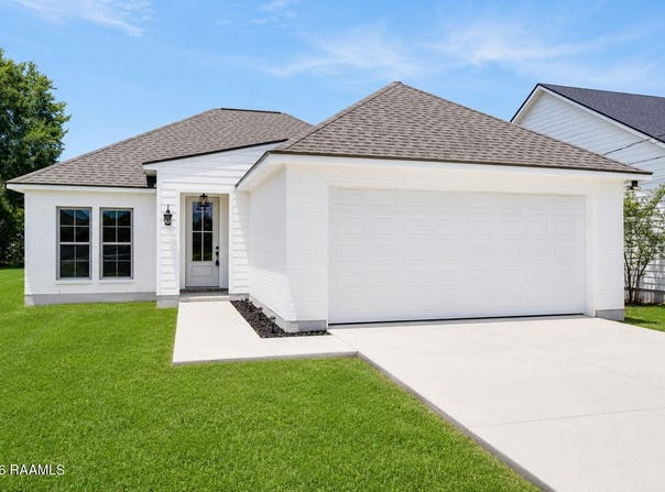 1711 E B N Street, Rayne, LA 70578