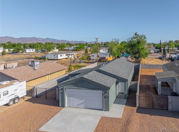 3139 E Thompson Avenue, Kingman, AZ 86409
