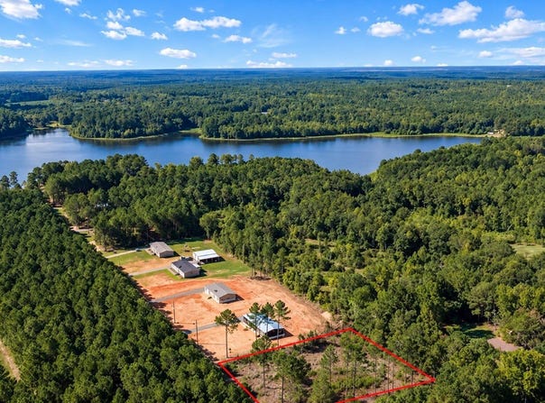 5 Lake, Plain Dealing, LA 71064