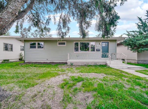 1407 E 36th Avenue, Gary, IN 46409