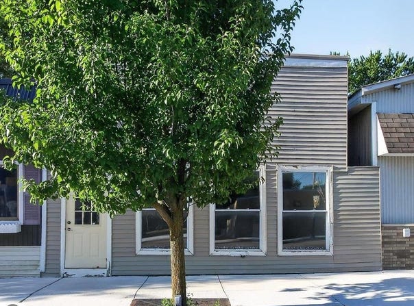 235 W Wright Avenue, Shepherd, MI 48883