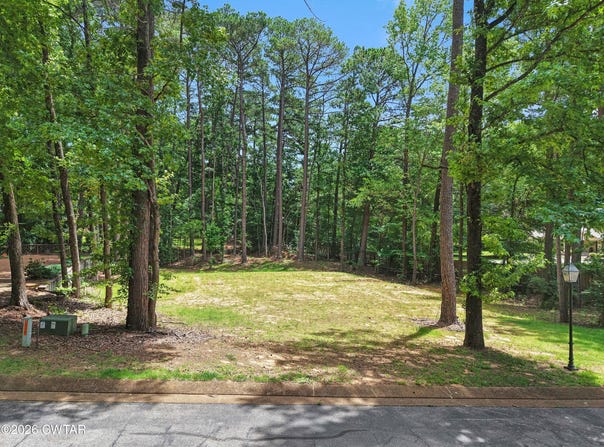 8 Fields Chase, Jackson, TN 38305