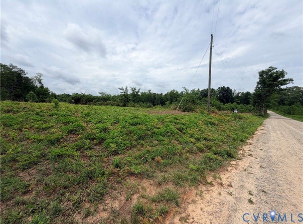 New Grove Road, Kenbridge, VA 23944