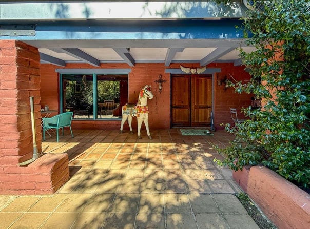 10 Joaquin RD, PORTOLA VALLEY, CA 94028