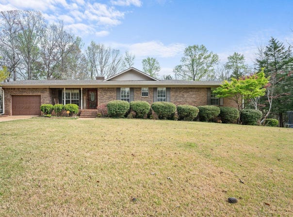 625 FOOTHILL Rd, Winfield, AL 35594