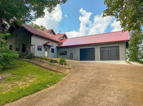 45 Bluff Road, Hardy, AR 72542