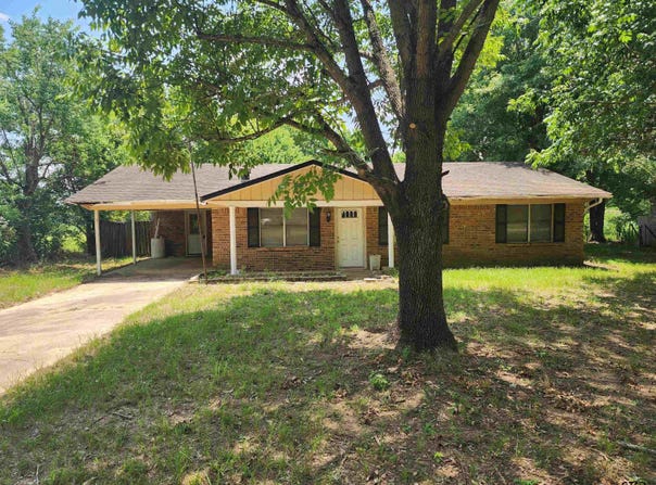 160 CR 4108, Daingerfield, TX 75638