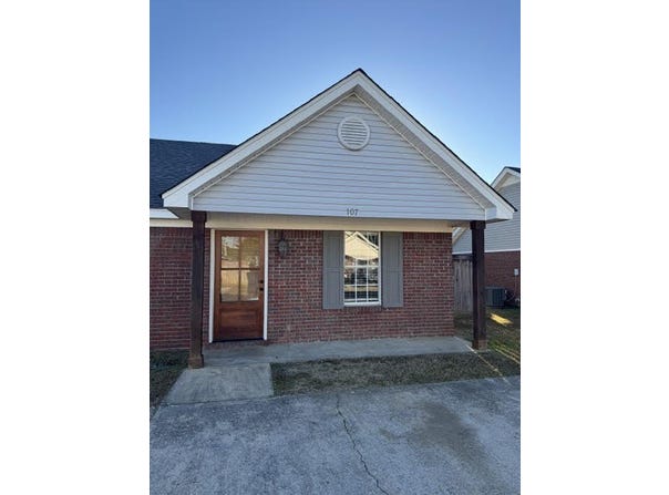 107 Cotton Creek, OXFORD, MS 38655