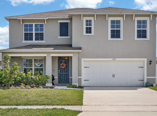 1809 MYRTLEBROOKE Drive, EDGEWATER, FL 32141