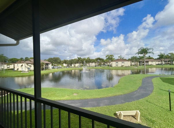 132 Lake Pine Circle, Greenacres, FL 33463