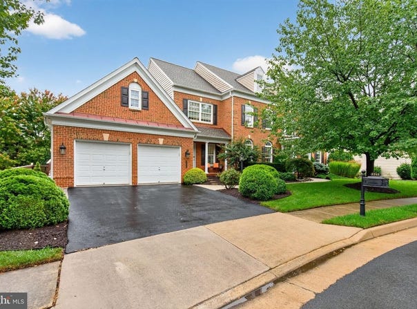 8248 NATIVE VIOLET DR, LORTON, VA 22079