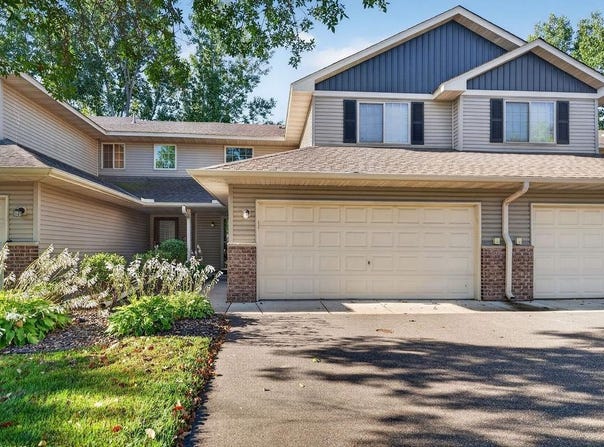 23133 Iris Avenue, Rogers, MN 55374