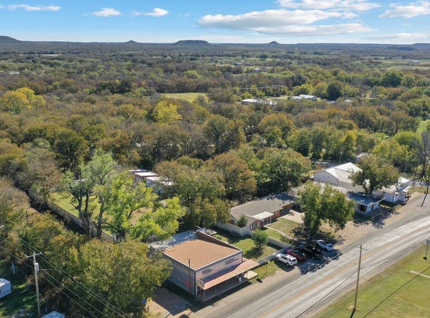 209 S Mingus Boulevard, Mingus, TX 76463