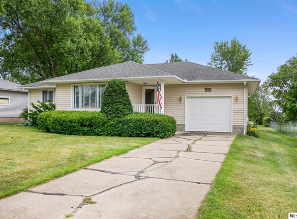 925 Diamond Street, Lyons, NE 68038