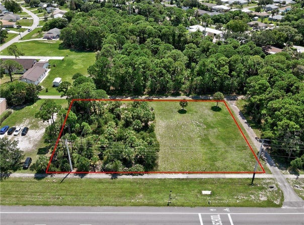 477 Sebastian Boulevard, Sebastian, FL 32958
