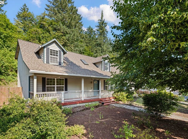 620 S 67TH St, Springfield, OR 97478