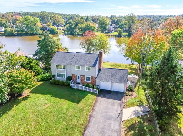6412 LANCASTER, WARRENTON, VA 20187