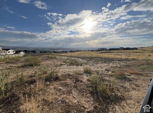 1083 W 4275 N, Pleasant View, UT 84414