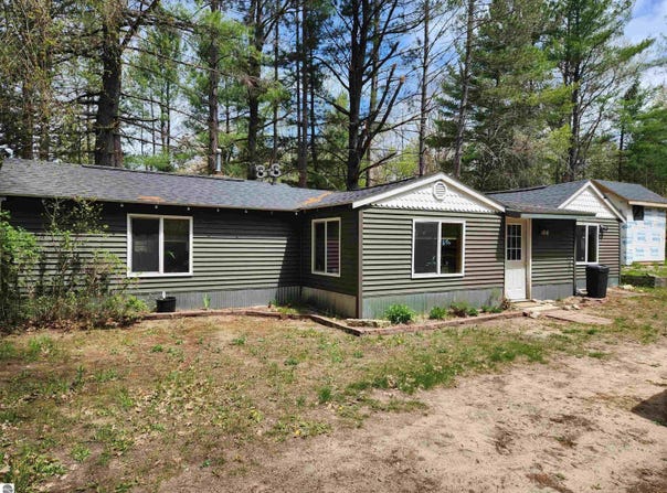 230 E BEAR LAKE ROAD, KALKASKA, MI 49646