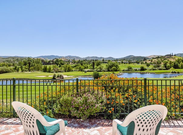 752 Wind Willow Way, Simi Valley, CA 93065