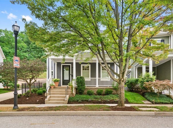 1005 Hasley Ln, Squirrel Hill, PA 15217