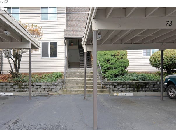 200 SW FLORENCE Ave, Gresham, OR 97080