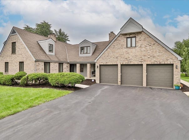 33838 N Christa Drive, Ingleside, IL 60041