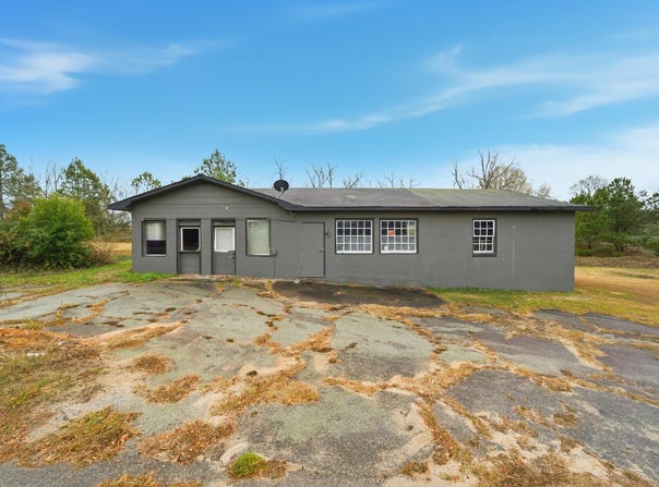 326 E Church Street, Leesville, SC 29070-7724