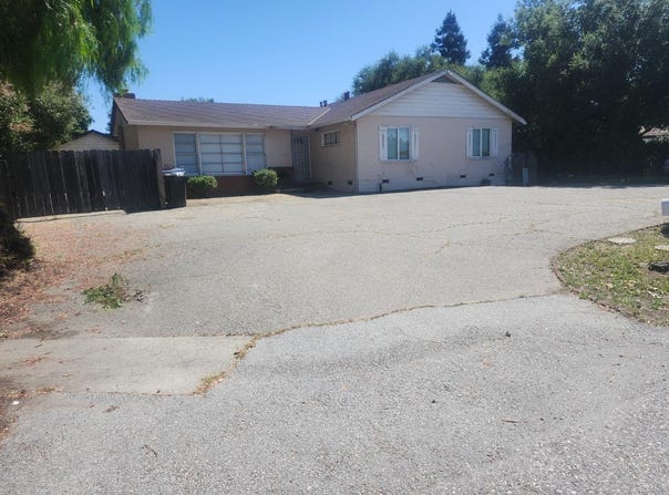 2660 Aborn RD, SAN JOSE, CA 95121