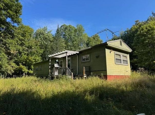 590 Orchard Drive, Wilton, ME 04294