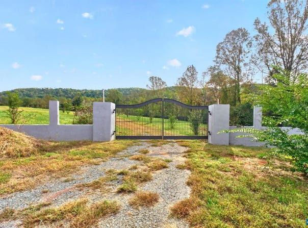 ARROWHEAD LN, CHARLOTTESVILLE, VA 22903