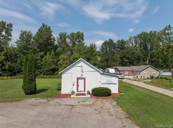 44000 WILLOW Road, Sumpter Twp, MI 48111