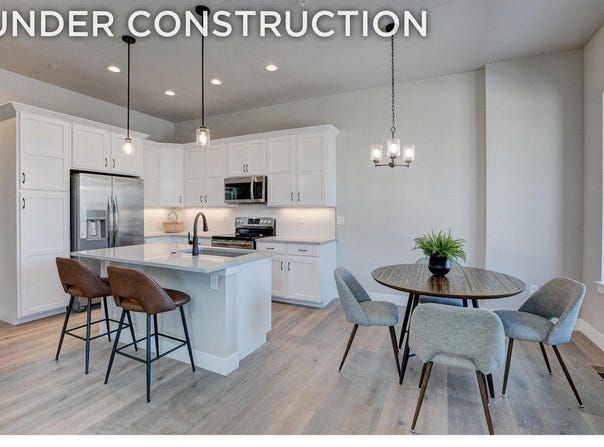 160 High Point Dr, Longmont, CO 80504
