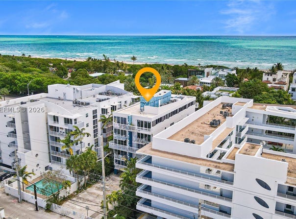 7824 Collins Ave, Miami Beach, FL 33141