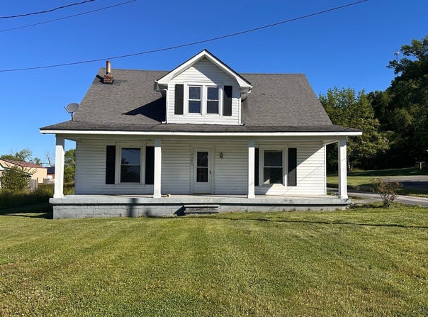 9392 Glasgow Road, Burkesville, KY 42717