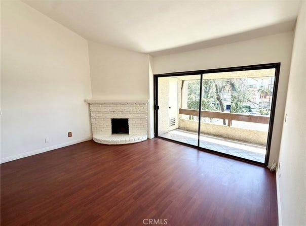 15155 Sherman Way, Van Nuys, CA 91405