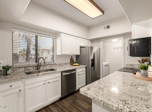 10401 N SAGUARO Boulevard, Fountain Hills, AZ 85268