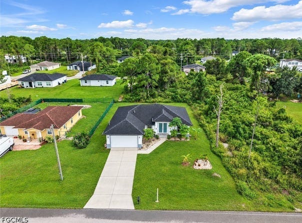 3511 69th Street W, Lehigh Acres, FL 33971